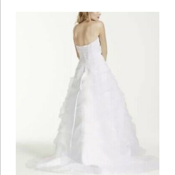 Amazing brand new with tags David’s Bridal - Picture 4 of 5